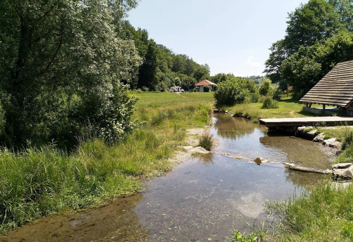 Wasserspielplatz HöhlenErlebnisWelt Schwäbische Alb Familien