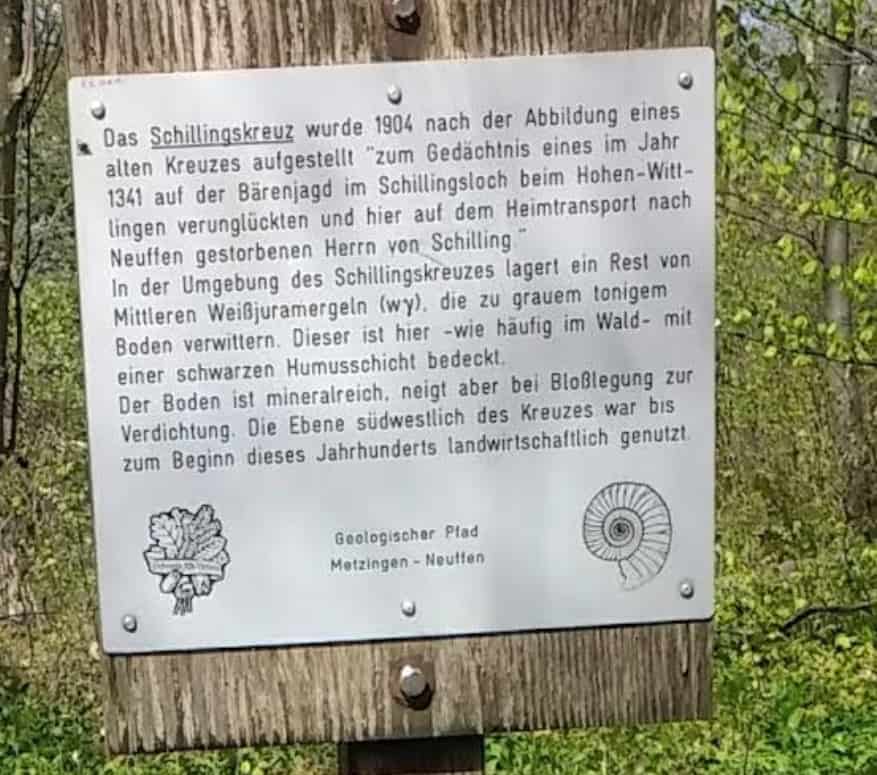 Informationstafel über das historische Schillingskreuz am Jusi