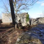 Die Mauern sind sehr massiv und dick. So haben die Grundmauern die Jahrhunderte überstanden Burgruine Rauber / Diepoldsburg