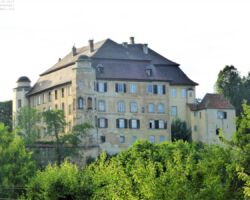Schloss Hohenstadt auf der Rückseite Schloss Hohenstadt auf der Rückseite