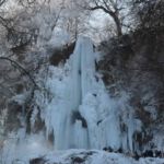 Ein seltener Anblick: Der Uracher Wasserfall ist eingefroren